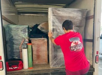 Eliott's Moving Company (2) - Relocation services