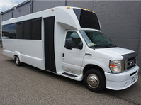 San Jose Limousine Bus (7) - Car Transportation