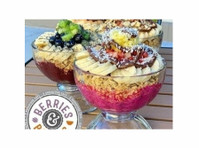 Berries & Bowls (2) - Ресторанти