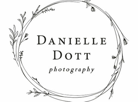 Danielle Dott Photography - Φωτογράφοι