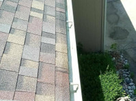 Gutters Cleaning Greensboro (3) - Home & Garden Services
