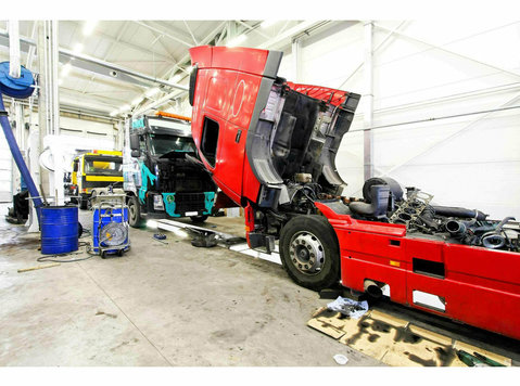 Diesel Industries Heavy Truck & Trailer Repair - Car Repairs & Motor Service