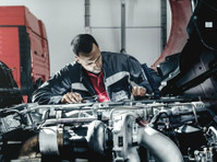 Diesel Industries Heavy Truck & Trailer Repair (2) - Údržba a oprava auta