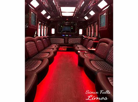 Amazing Party Buses & Limos in Sioux Falls, SD - گاڑیاں کراۓ پر