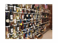 Midtown Mart And Liquor (1) - Viini