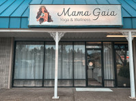 Mama Gaia Yoga & Wellness (1) - Тренажеры, Личныe Tренерa и Фитнес