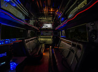Cedar Rapids Party Buses (4) - Transporte de carro