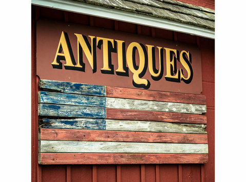 Antiques On Howard - Καταστήματα με αντίκες και μεταχειρισμένων προιόντων