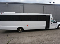 Knoxville Party Buses (7) - Autonvuokraus
