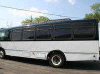 Fort Wayne Party Bus (1) - Car Rentals