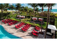 Bentley Beach Club (3) - Hotele i hostele