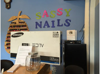 Sassy Nails Salon (1) - Здравје и убавина