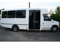 Brewer's Party Bus & limo (3) - Autonvuokraus