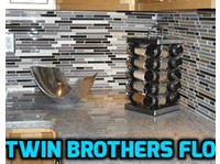 Twin Brothers Flooring (3) - Gestione proprietà