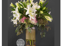 King Florist of Austin (1) - Подаръци и цветя