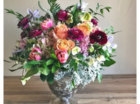 King Florist of Austin (8) - Gifts & Flowers
