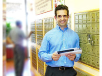 Mail and More in California (2) - Poštovní služby