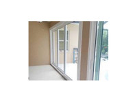 Crystal Clear Windows & Doors (2) - کھڑکیاں،دروازے اور کنزرویٹری