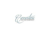 Cornerstone Entertainment - Lake Tahoe Dj & Photo Booth (1) - Elävää musiikkia