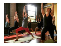 tapas yoga shala (1) - Sporta zāles, Personal Trenažieri un Fitness klases