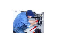 Peoria Handyman and Electrical Services (2) - Electricistas