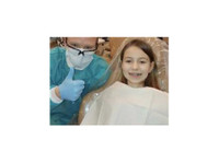 King Orthodontics (2) - Stomatologi