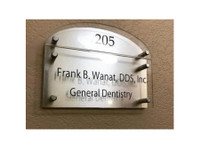 Frank B Wanat Dds Inc. (2) - Дантисты