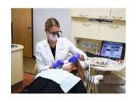 Rickoff Dentistry - Зъболекари