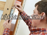 High Point Locksmith Services (2) - Безбедносни служби