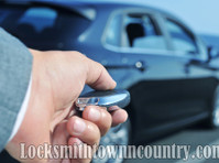 Locksmith Town n Country (2) - Home & Garden Services