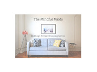 The Mindful Maids (1) - Хигиеничари и слу