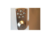 Diamondback Lock and Key (1) - Security services