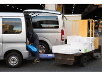 California Courier Services (2) - Postipalvelut