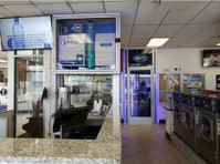 Super Suds Laundromat & Wash and Fold (2) - Cleaners & Cleaning services