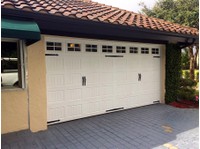 Unique Garage Door Services (5) - Ikkunat, ovet ja viherhuoneet