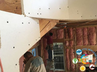 Attic Insulation by Labs (1) - Services de construction