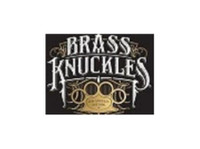 Brass Knuckles Vape (2) - Ostokset