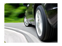 Santa Clarita Auto Glass Repair (2) - Reparação de carros & serviços de automóvel