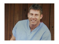 Ryan A. Stanton, Md (3) - Естетска хирургија