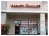 Karate Families (1) - Sporta zāles, Personal Trenažieri un Fitness klases
