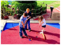 Sunnyvale Golfland (3) - Голф клубови и курсеви