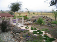 Living Outdoors Landscapes (2) - Градинари и уредување на земјиште