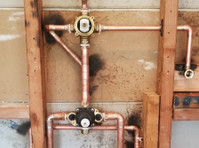 VLN Water Heaters (8) - Plumbers & Heating