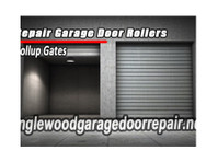 Englewood Garage Door Repair (1) - Прозорци и врати
