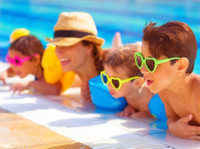 Florida Luxury Pools (2) - Плувен басейн  и Спа процедури