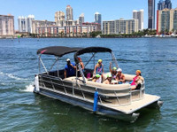 Miami Party Boat Rentals (3) - Iahturi & Sailing