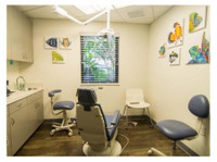 Dr. Bob Pediatric Dentist (3) - Dentists