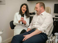 Rivermont Dental Care: Dr. Shima Shahrokhi (1) - ڈینٹسٹ/دندان ساز