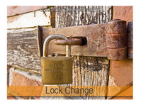 Dacula Locksmith (5) - Security services