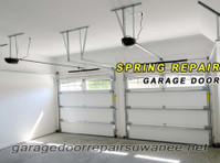 Suwanee Garage Door Pros (1) - Serviços de Casa e Jardim
